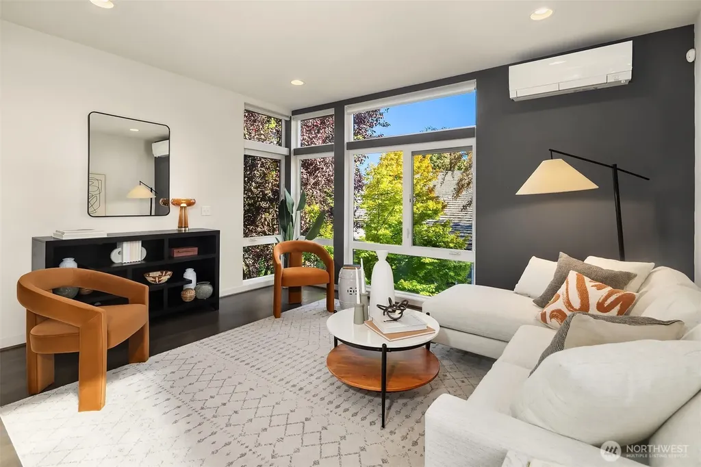 419 N 50th Street Seattle WA 98103