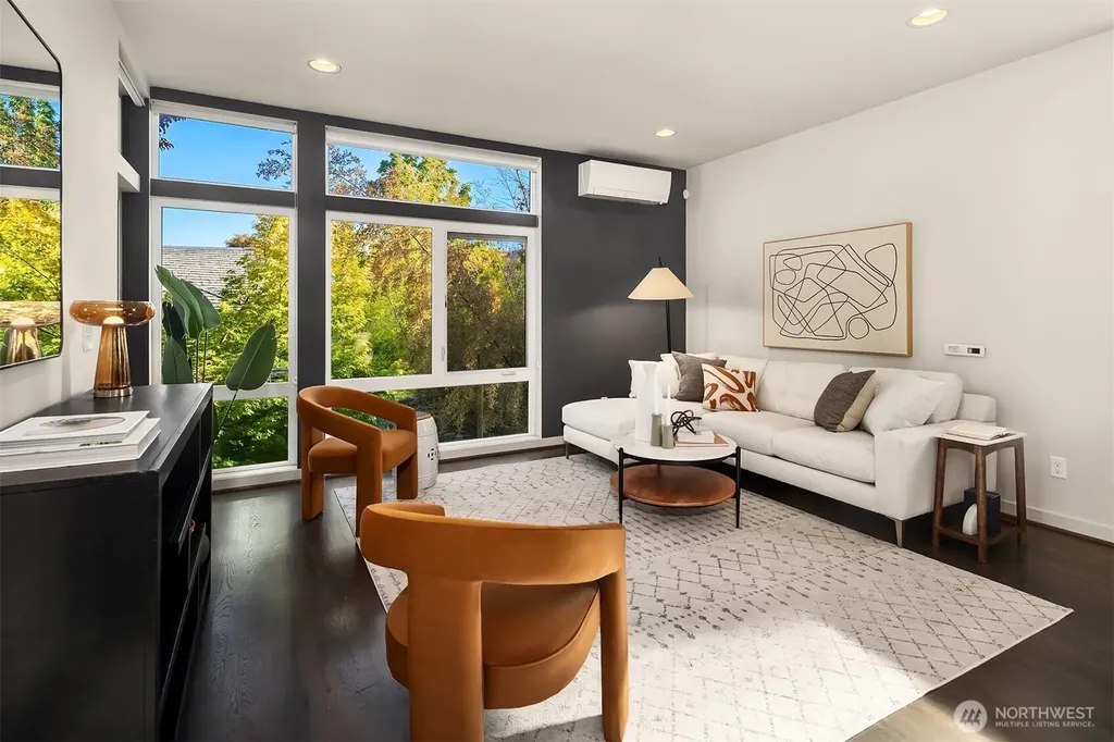 419 N 50th Street Seattle WA 98103