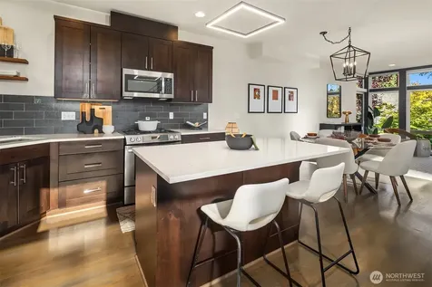 419 N 50th Street Seattle WA 98103