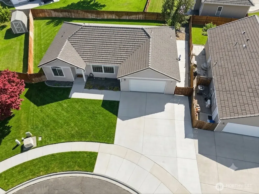 219 E Pinyon Court Moses Lake WA 98837