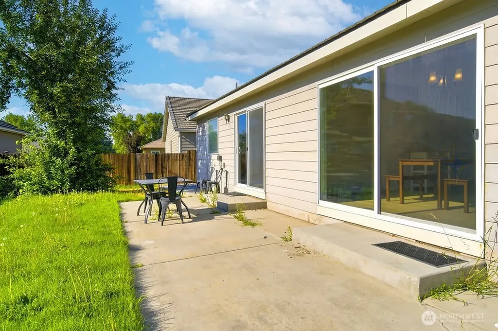 219 E Pinyon Court Moses Lake WA 98837