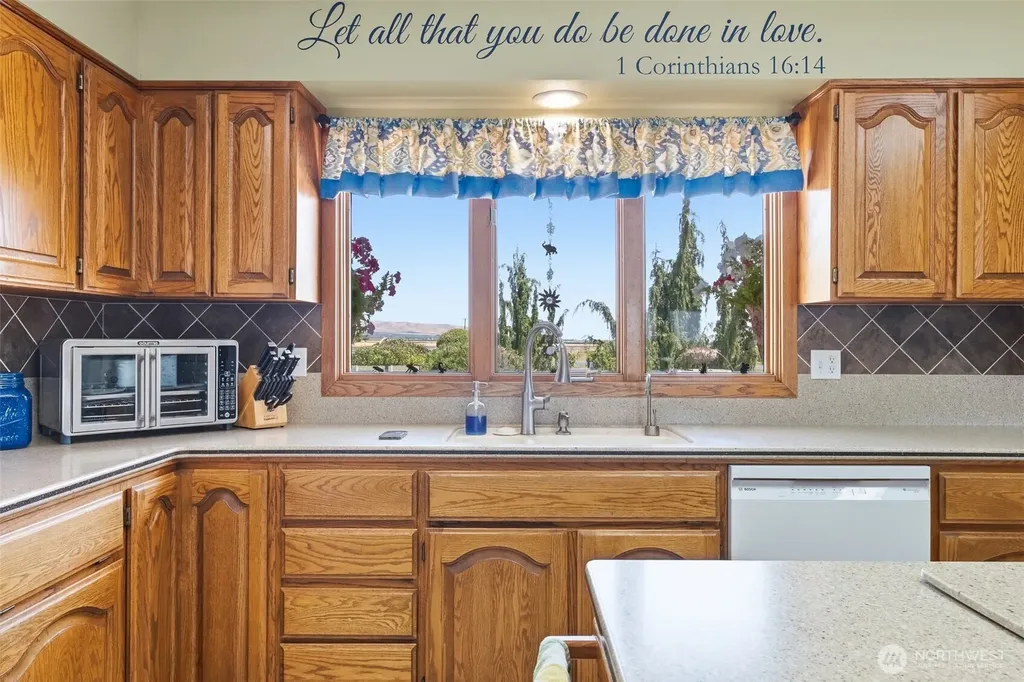 13461 W Hwy 28 W Quincy WA 98848