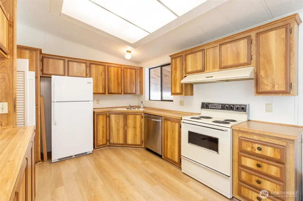 28000 NE 142nd Place Duvall WA 98019