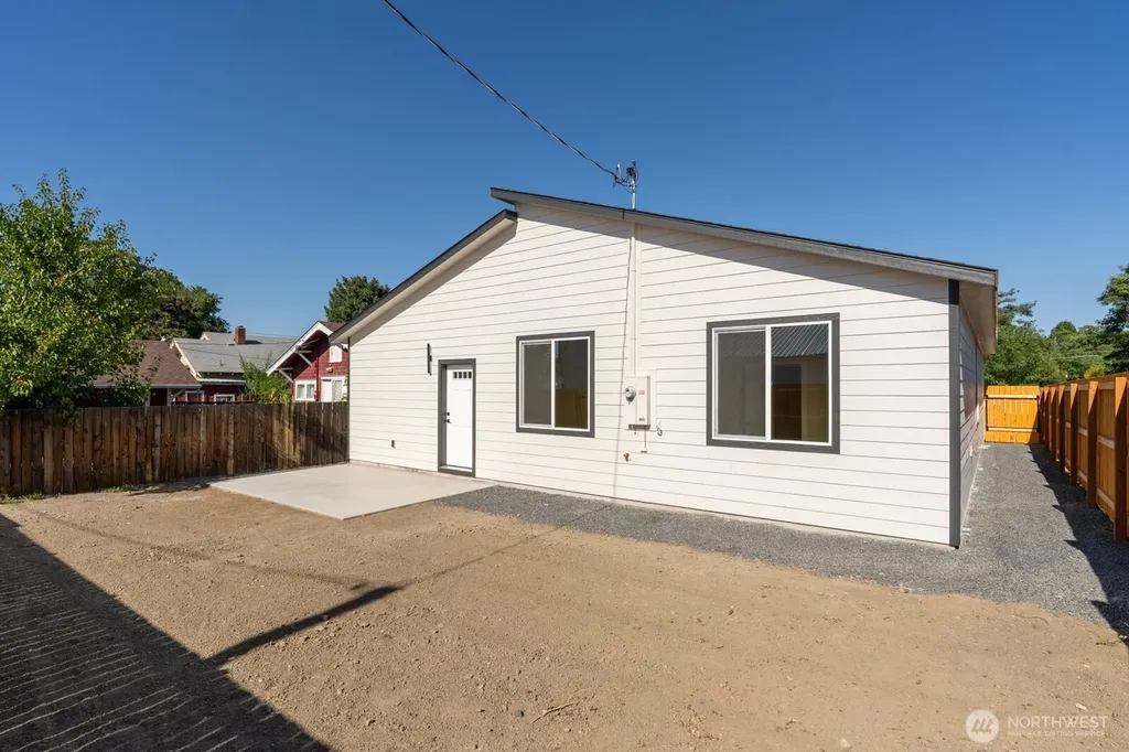 39 Birch Street SW Soap Lake WA 98851