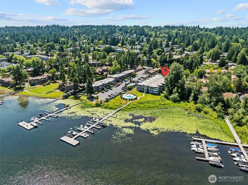 4214 W Lake Sammamish Pkwy NE Redmond WA 98052