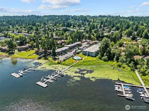4214 W Lake Sammamish Pkwy NE Redmond WA 98052