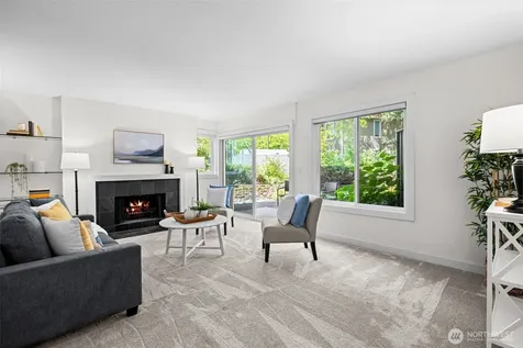 4214 W Lake Sammamish Pkwy NE Redmond WA 98052