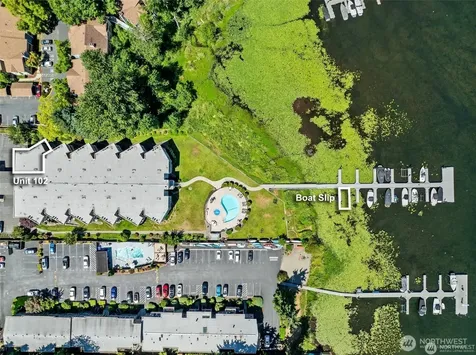 4214 W Lake Sammamish Pkwy NE Redmond WA 98052