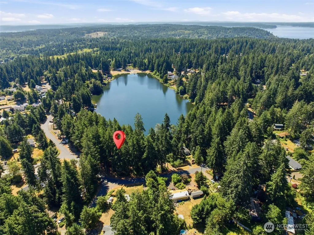 1905 194th Avenue SW Lakebay WA 98349