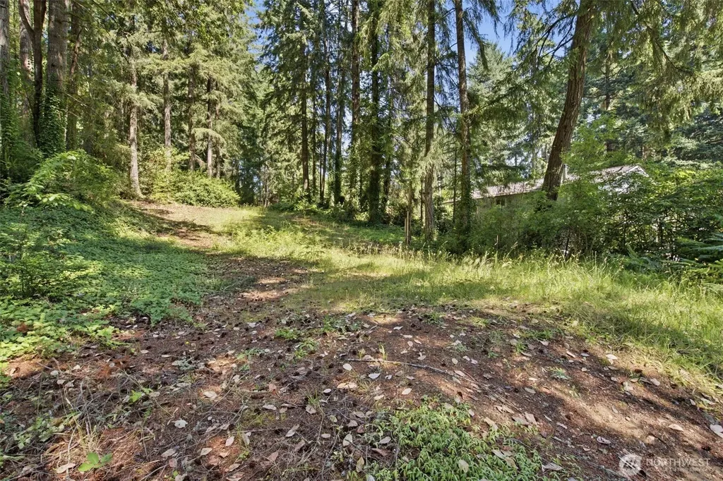 1905 194th Avenue SW Lakebay WA 98349