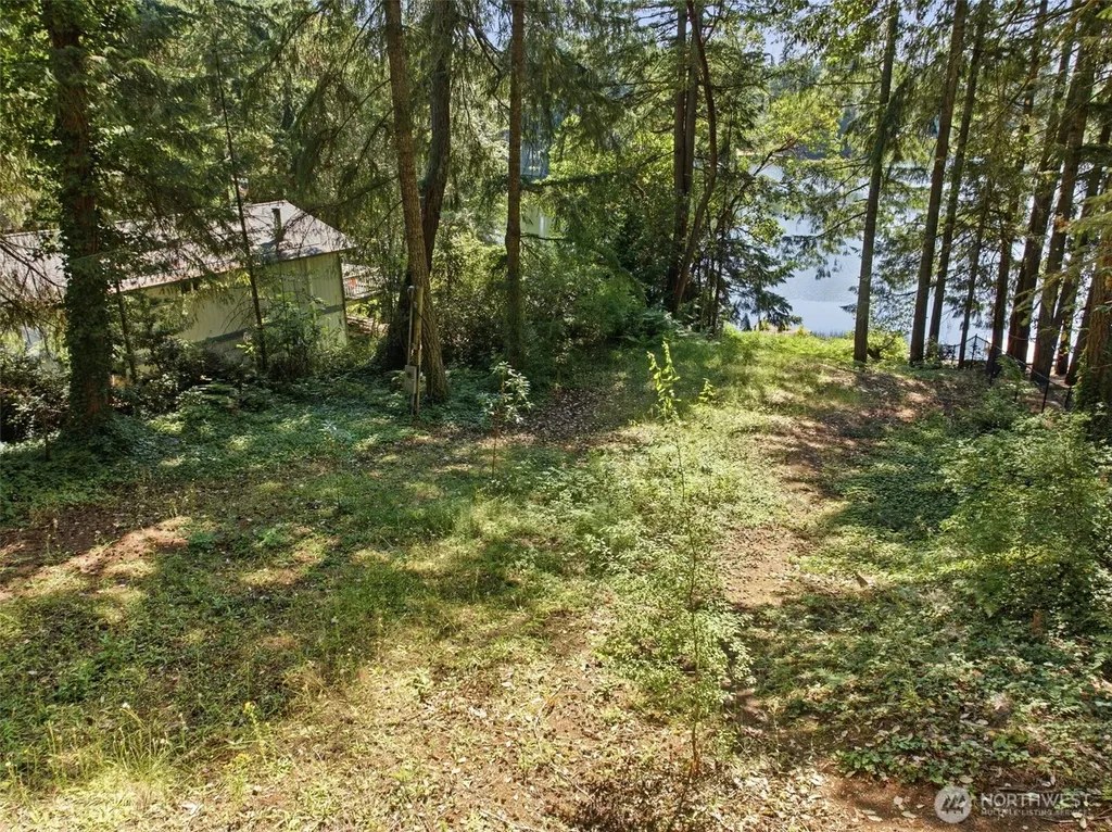 1905 194th Avenue SW Lakebay WA 98349