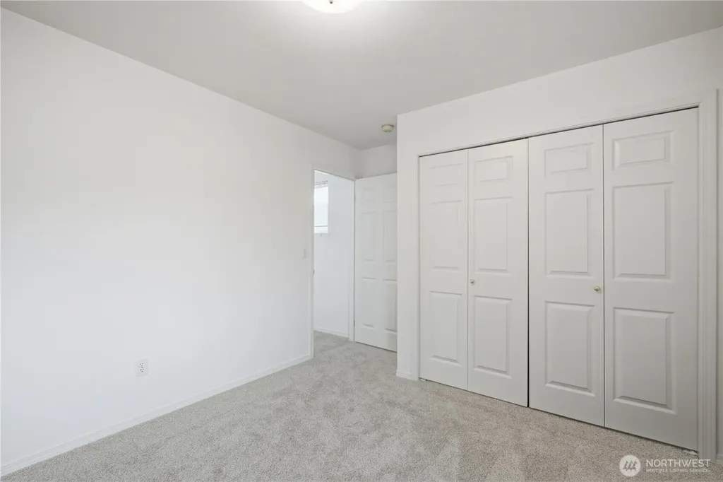 2021 Hoquiam Avenue NE Renton WA 98059