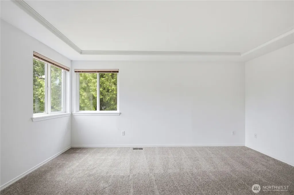 2021 Hoquiam Avenue NE Renton WA 98059
