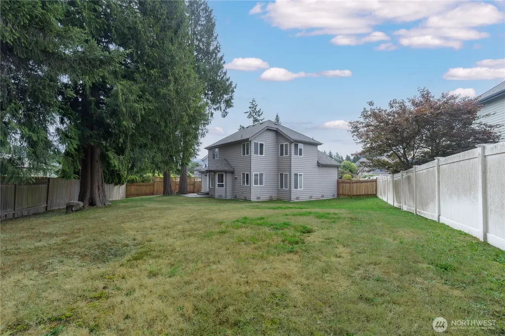 2021 Hoquiam Avenue NE Renton WA 98059