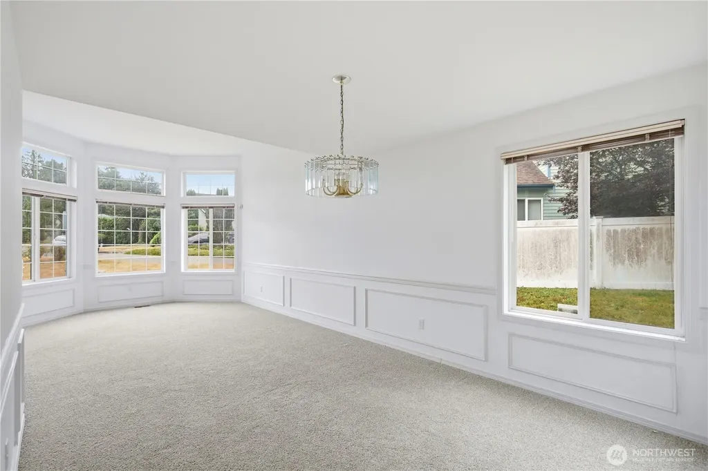 2021 Hoquiam Avenue NE Renton WA 98059