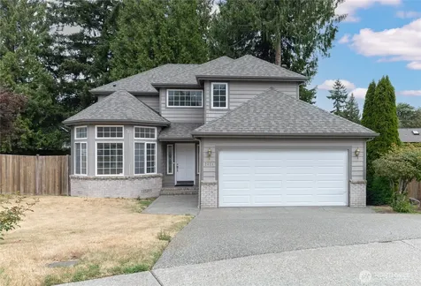 2021 Hoquiam Avenue NE Renton WA 98059