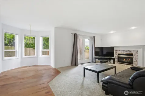 2021 Hoquiam Avenue NE Renton WA 98059