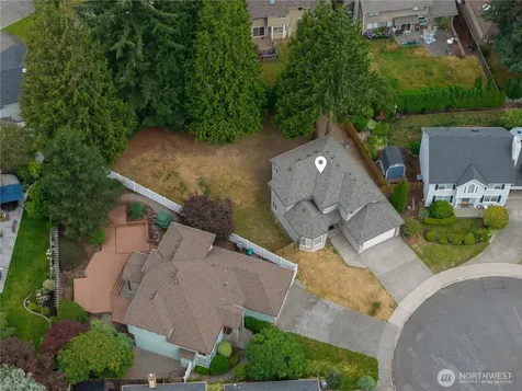 2021 Hoquiam Avenue NE Renton WA 98059