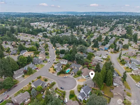 2021 Hoquiam Avenue NE Renton WA 98059