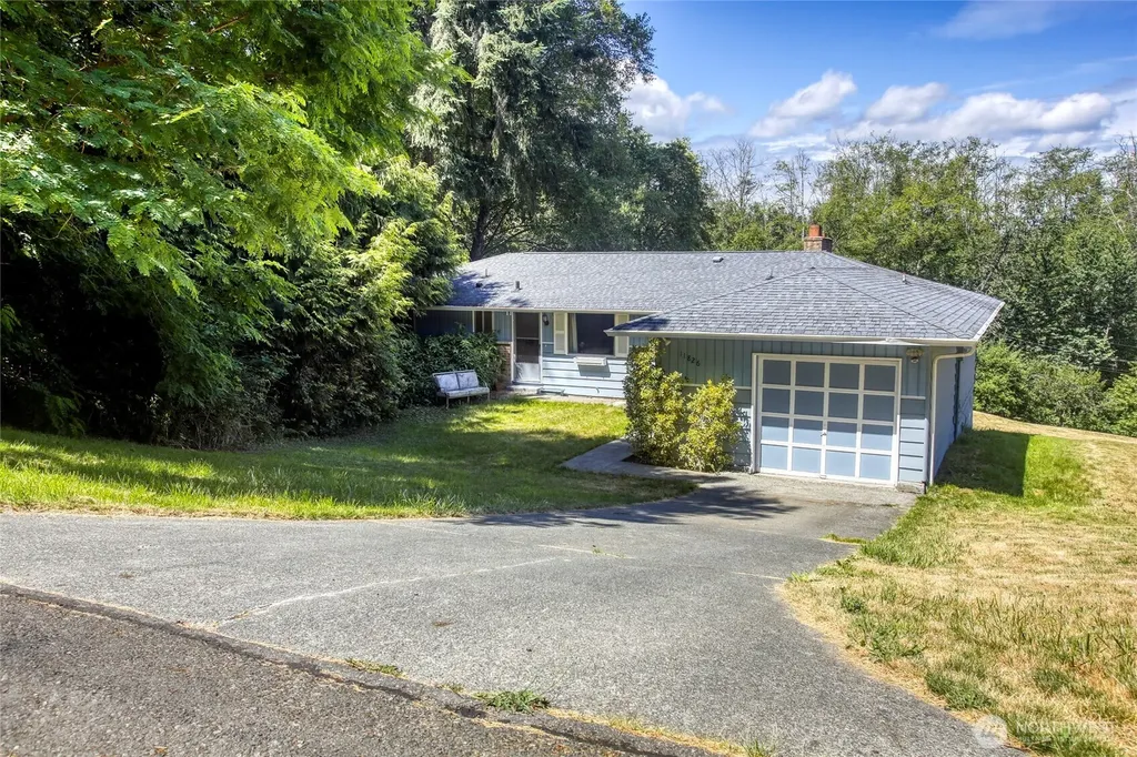 11826 NE Manzanita Lane Bainbridge Island WA 98110