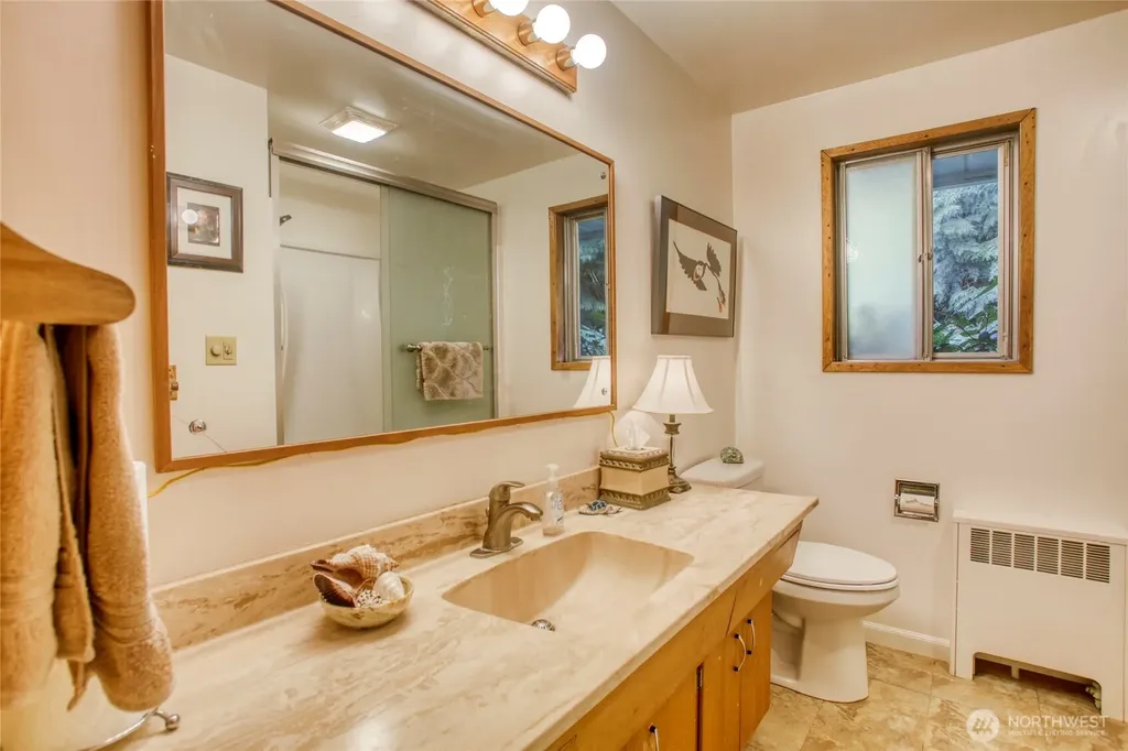 11826 NE Manzanita Lane Bainbridge Island WA 98110