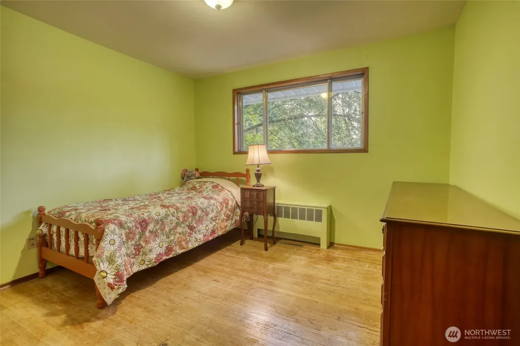 11826 NE Manzanita Lane Bainbridge Island WA 98110