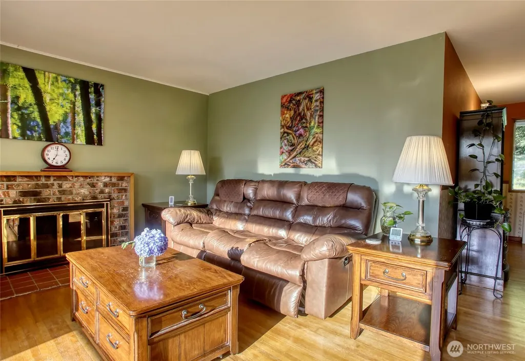 11826 NE Manzanita Lane Bainbridge Island WA 98110