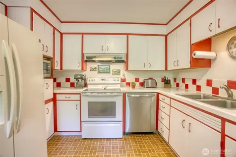 11826 NE Manzanita Lane Bainbridge Island WA 98110