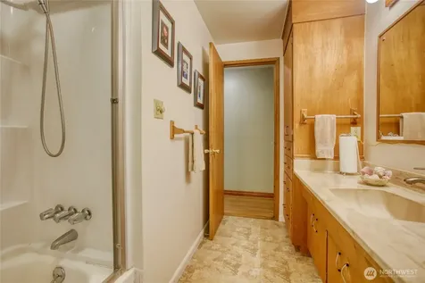 11826 NE Manzanita Lane Bainbridge Island WA 98110
