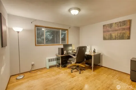 11826 NE Manzanita Lane Bainbridge Island WA 98110