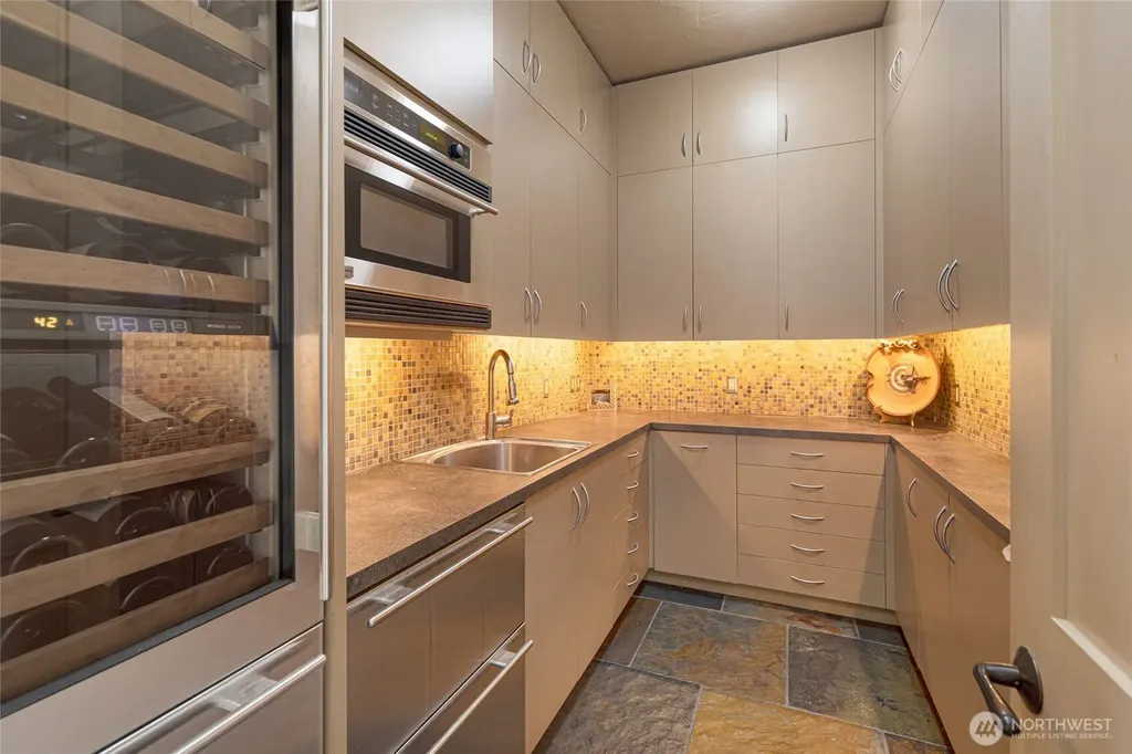28 Fir Lane Friday Harbor WA 98250