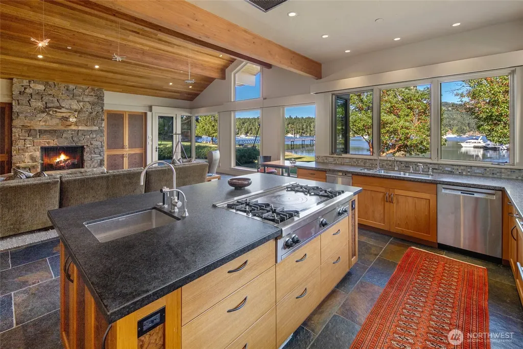 28 Fir Lane Friday Harbor WA 98250