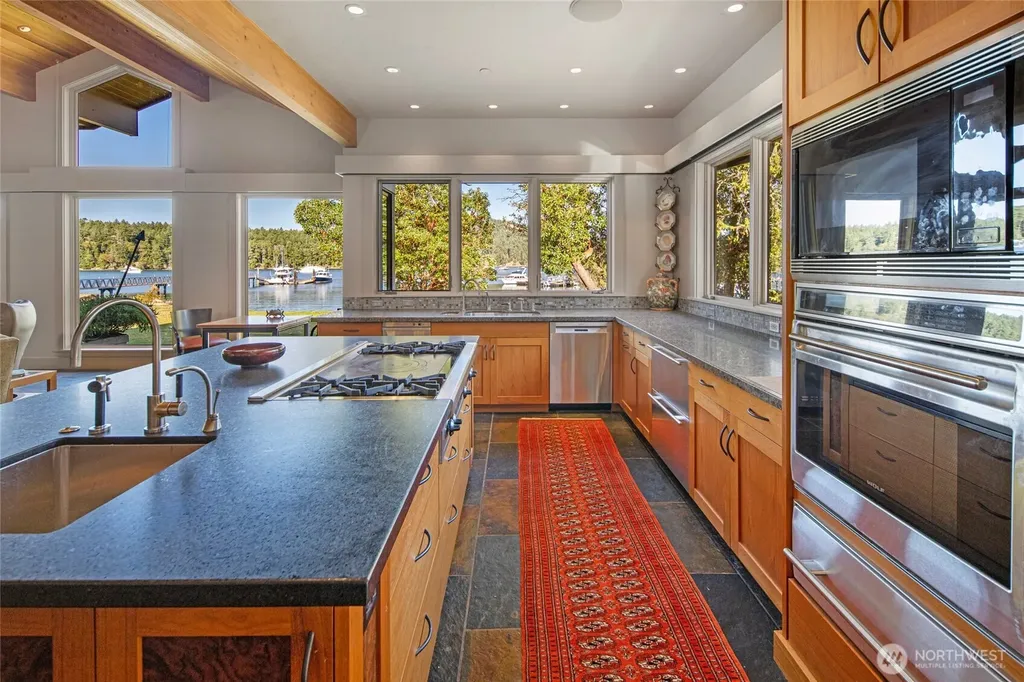 28 Fir Lane Friday Harbor WA 98250