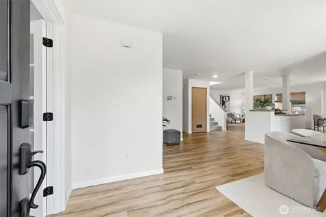 17427 92nd Avenue NE Bothell WA 98011