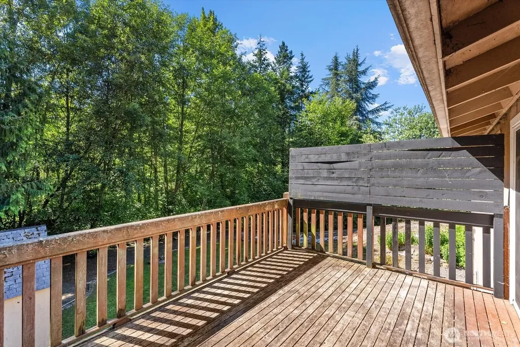 18711 82nd Avenue NE Kenmore WA 98028