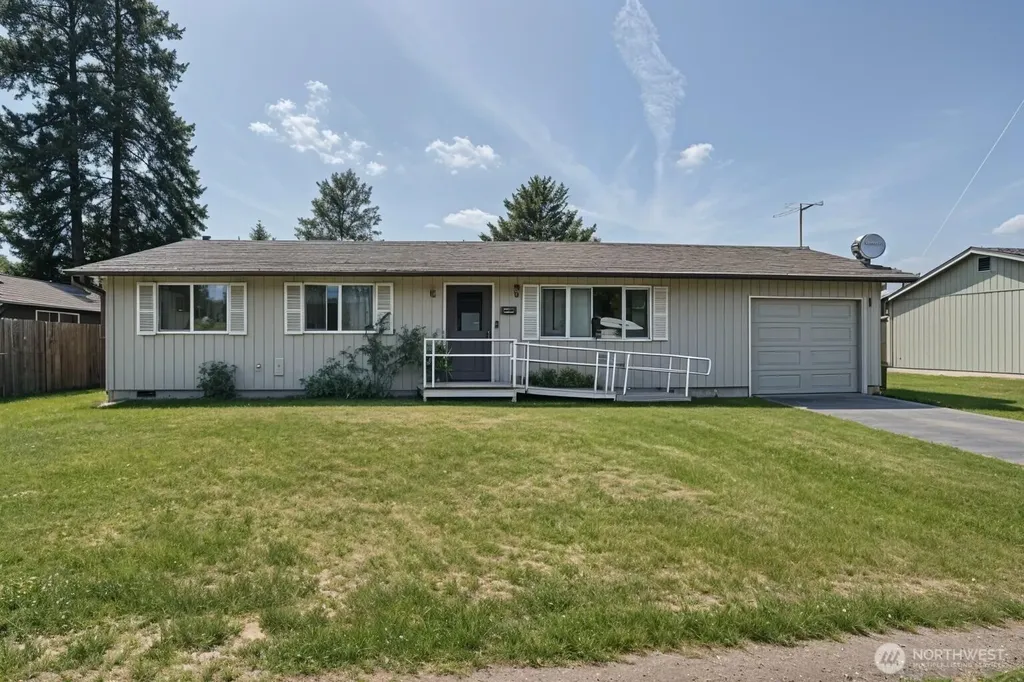 17120 6th Avenue E Spanaway WA 98387