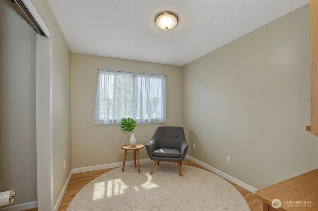 17120 6th Avenue E Spanaway WA 98387
