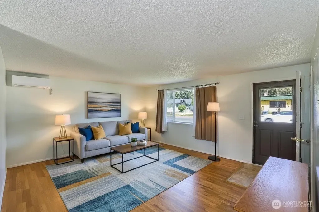 17120 6th Avenue E Spanaway WA 98387