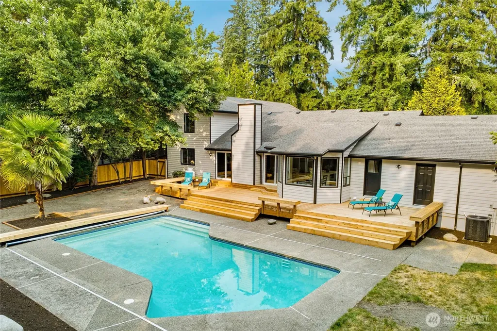 13024 126th Avenue E Puyallup WA 98374