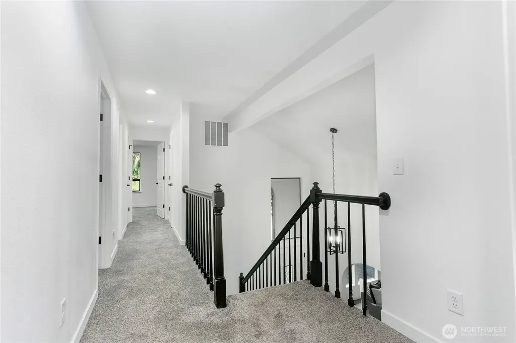 13024 126th Avenue E Puyallup WA 98374
