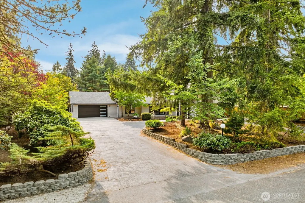 13024 126th Avenue E Puyallup WA 98374