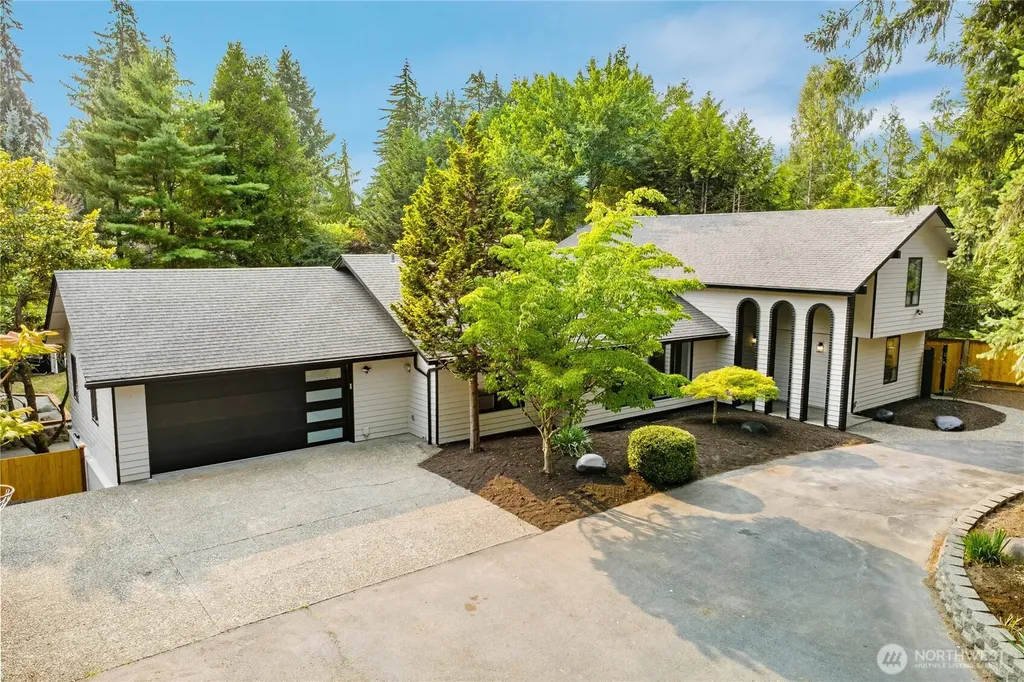 13024 126th Avenue E Puyallup WA 98374