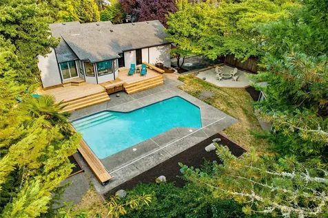 13024 126th Avenue E Puyallup WA 98374