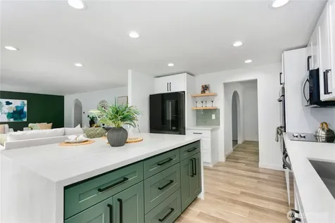 13024 126th Avenue E Puyallup WA 98374