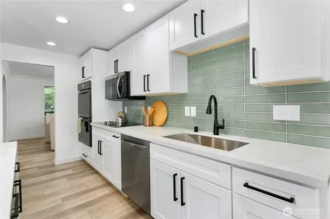 13024 126th Avenue E Puyallup WA 98374