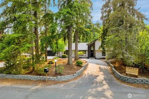 13024 126th Avenue E Puyallup WA 98374
