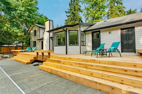 13024 126th Avenue E Puyallup WA 98374