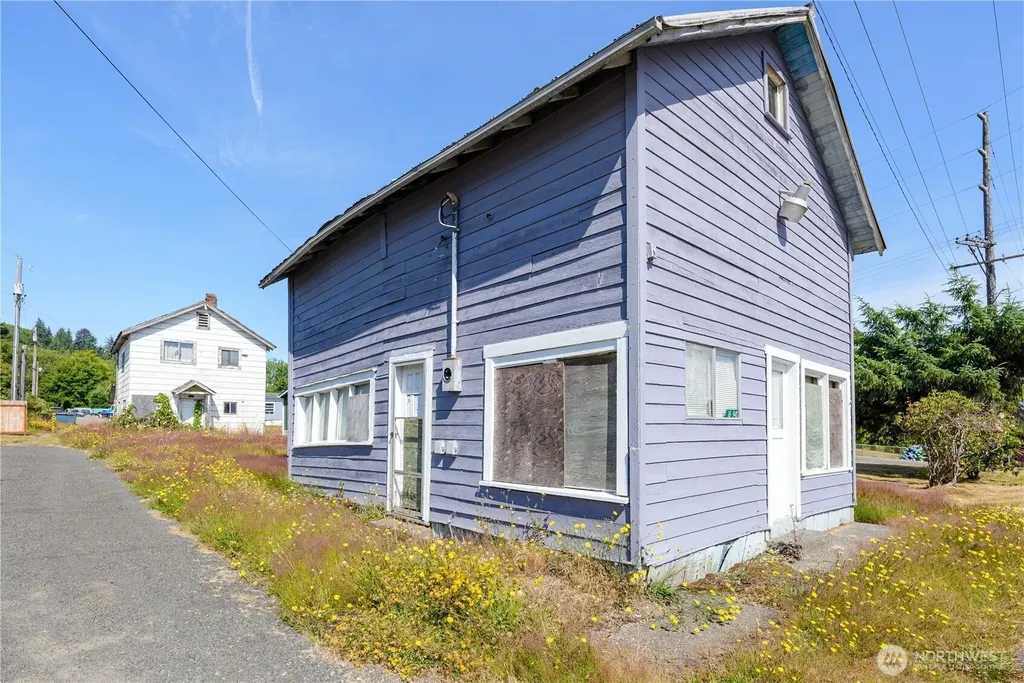 16940 112 Highway Clallam Bay WA 98326