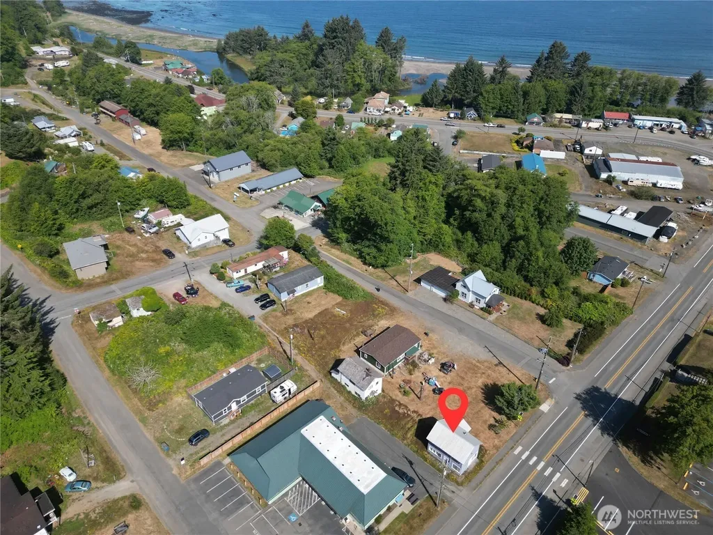 16940 112 Highway Clallam Bay WA 98326