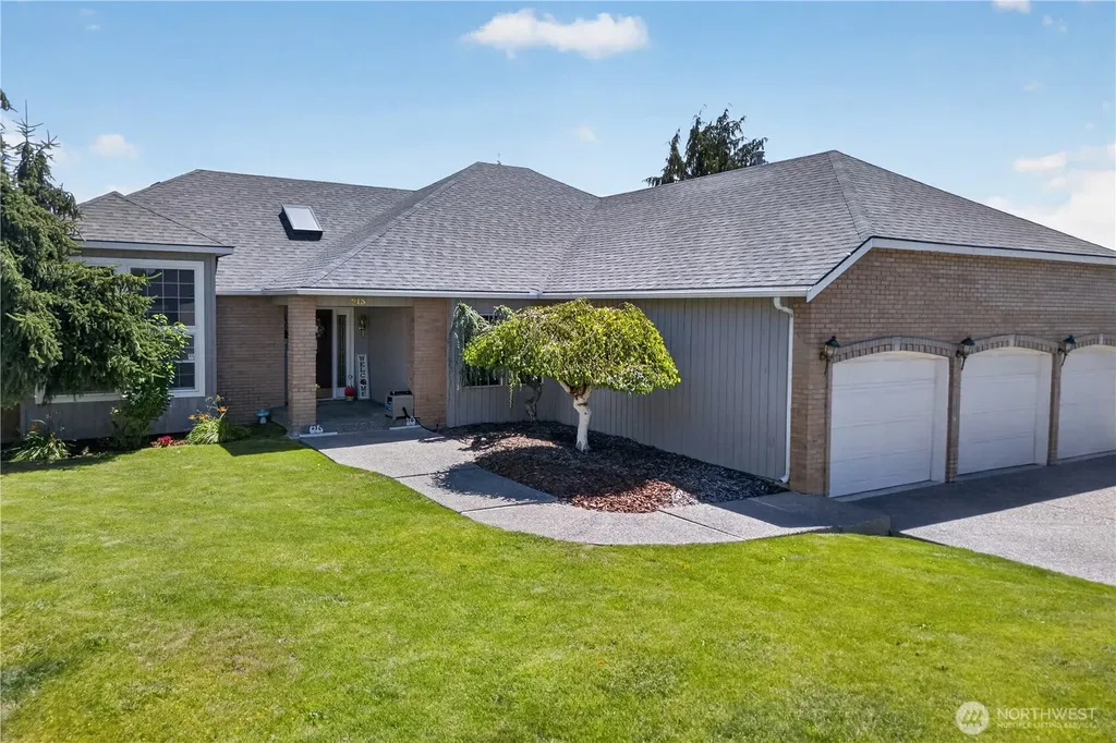 213 S 78th Avenue Yakima WA 98908